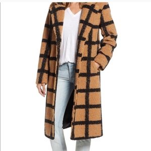 ISO NVLT Berber checked coat/ Jessica Simpson Grid